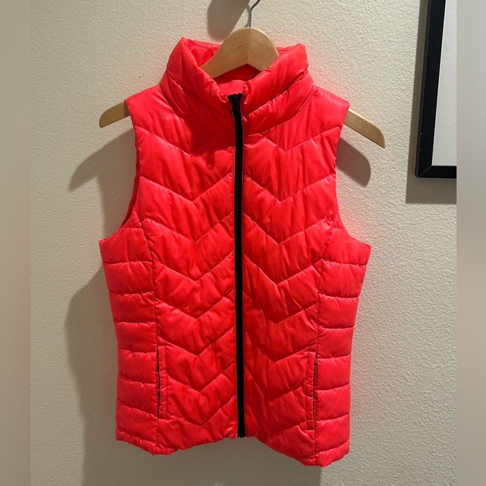 SO Vibrant Pink Puffer Vest